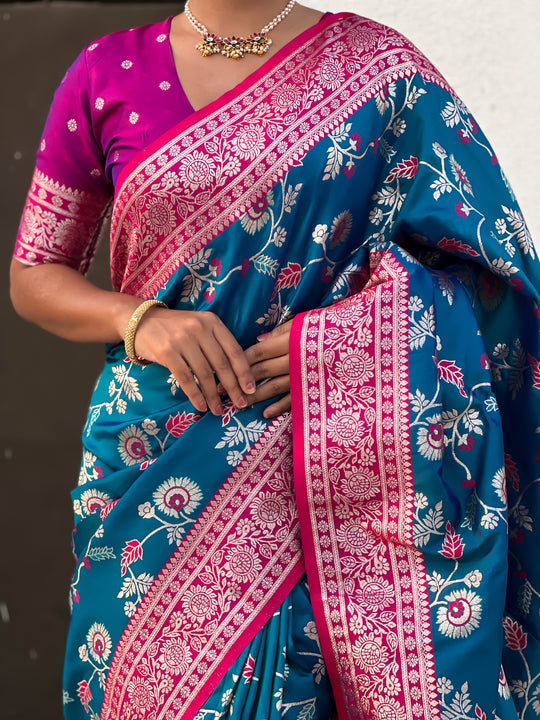 Blue Banarasi Silk Blend Saree With Blouse Piece