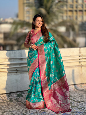 Rama Banarasi Silk Blend Saree With Blouse Piece