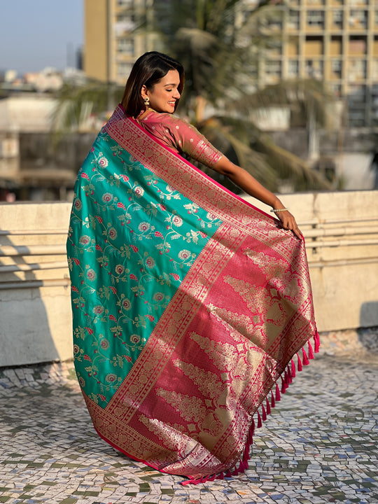 Rama Banarasi Silk Blend Saree With Blouse Piece