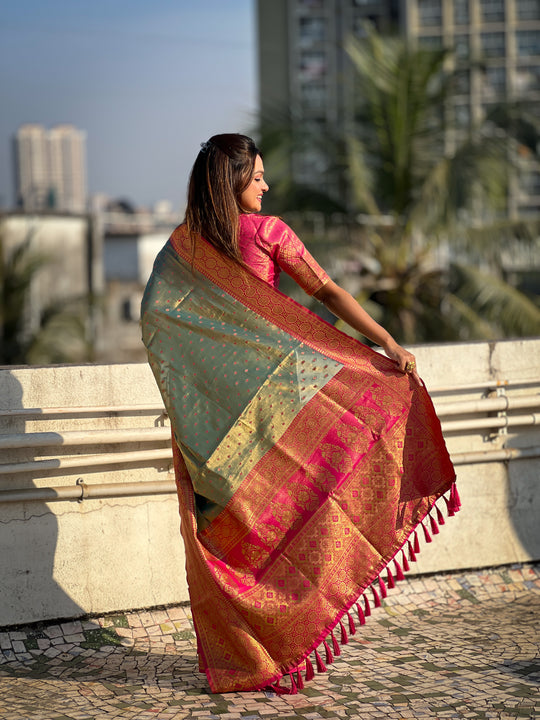 Grey Banarasi Silk Blend Saree With Blouse Piece