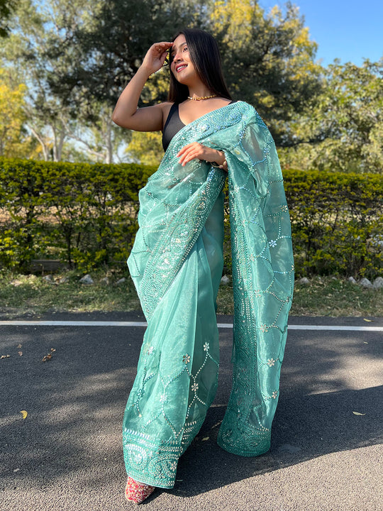 Green Organza Saree With Blouse Piece