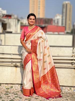 White Banarasi Silk Blend Saree With Blouse Piece