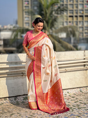 White Banarasi Silk Blend Saree With Blouse Piece