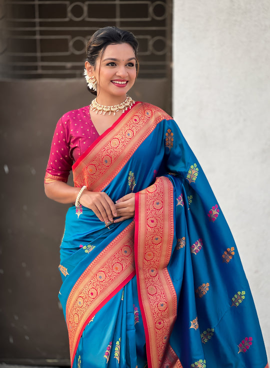 Rama Banarasi Silk Blend Saree With Blouse Piece