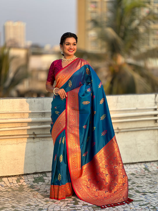 Rama Banarasi Silk Blend Saree With Blouse Piece