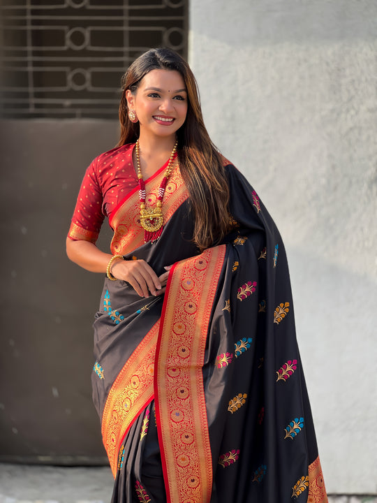 Black Banarasi Silk Blend Saree With Blouse Piece