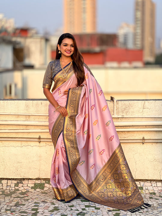 Levender Banarasi Silk Blend Saree With Blouse Piece
