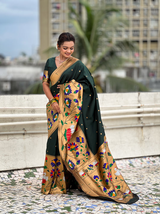 Green Banarasi Silk Blend Saree With Blouse Piece