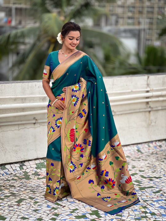 Rama Banarasi Silk Blend Saree With Blouse Piece