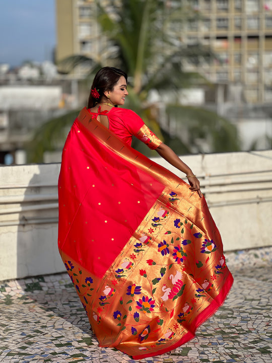 Red Banarasi Silk Blend Saree With Blouse Piece