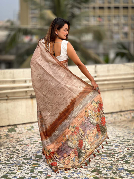 Brown Digital Printed Silk Saree With Blouse Piece