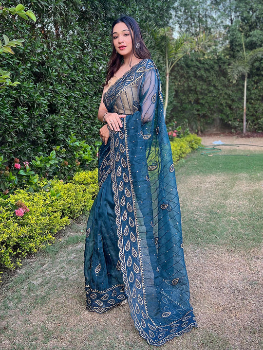 Blue Organza Saree With Blouse Piece