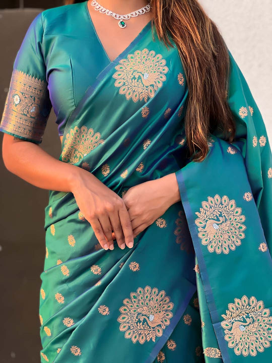Green Soft silk Saree With Blouse Piece