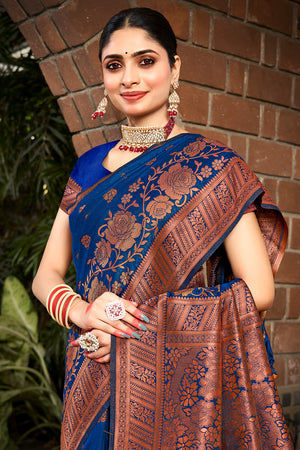 Blue Silk Saree With Blouse Piece