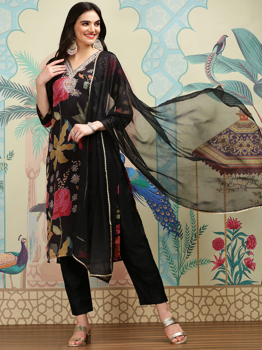 Floral Printed V-Neck Three-Quarter Sleeves Kurta with Trousers & With Dupatta