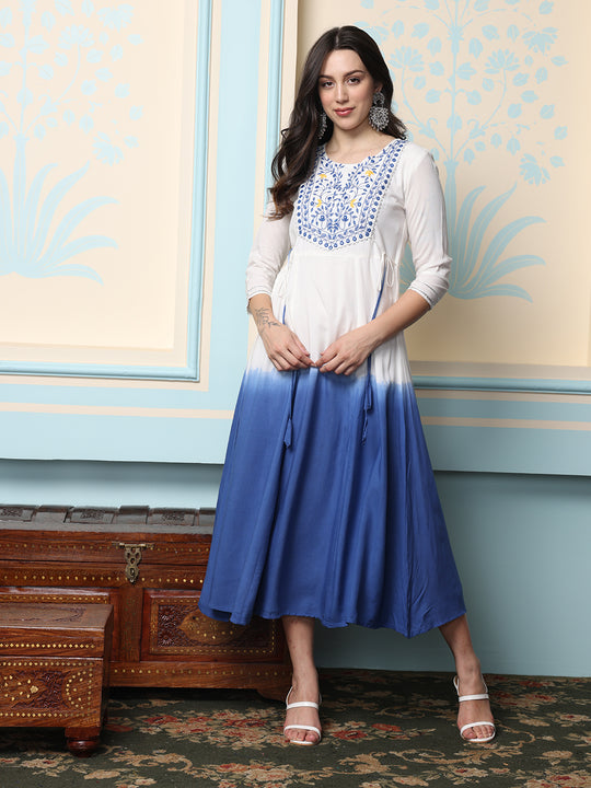 Women Embroidered Thread Work Kurta