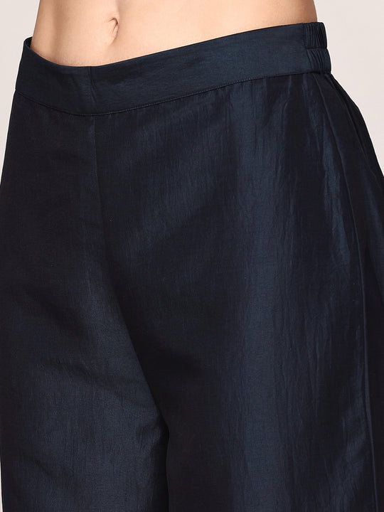 Floral Printed Round Neck Straight Kurta with Palazzos & Jacket