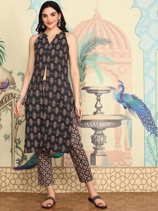 Floral Printed Regular V-Neck Pure Cotton Kurta with Trousers