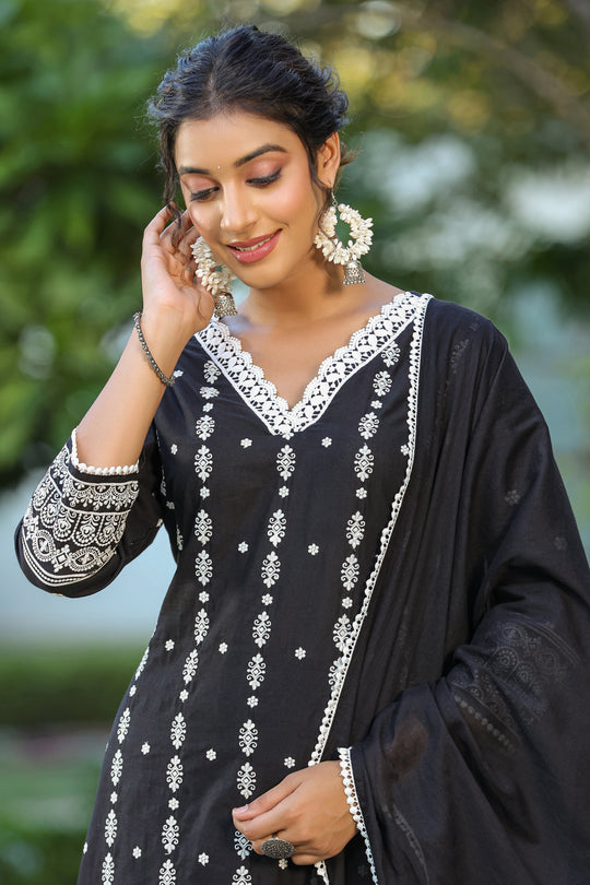 Ethnic Motifs Embroidered Straight Pure Cotton Kurta With Trousers & Dupatta