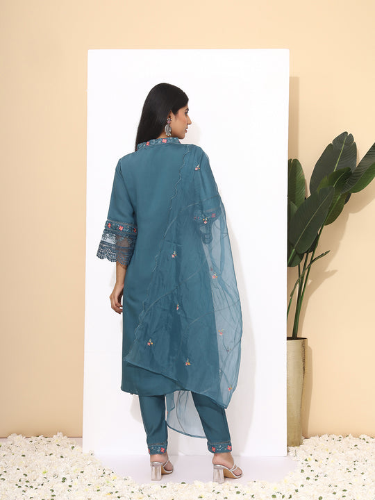 Floral Embroidered Regular Thread Work Pure Cotton Kurta with Trousers & Dupatta