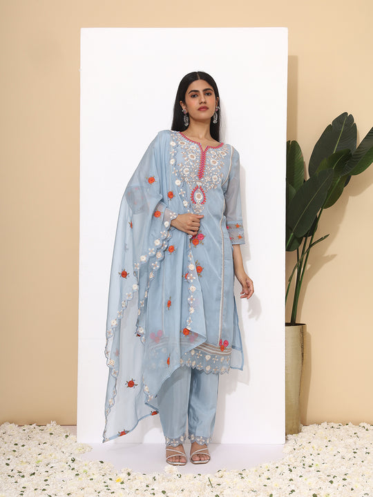 Floral Embroidered Round Neck Three-Quarter Sleeves Thread Work Kurta Set