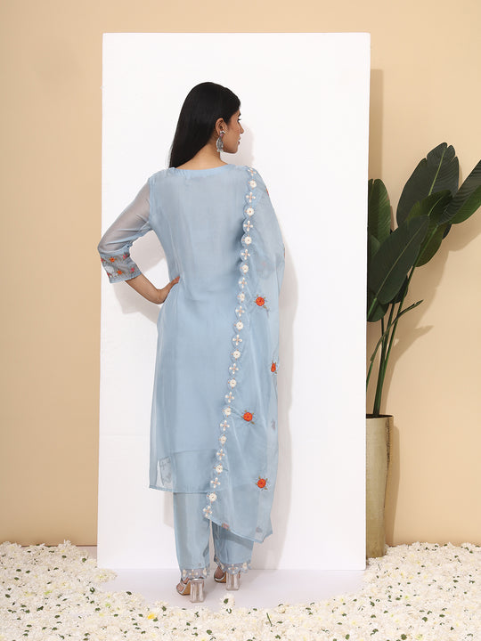 Floral Embroidered Round Neck Three-Quarter Sleeves Thread Work Kurta Set