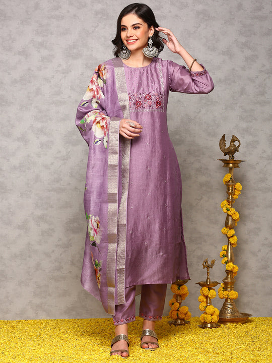 Floral Printed Round Neck Three-Quarter Sleeves Kurta Set