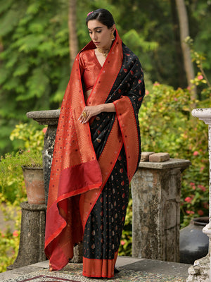 Black Banarasi Silk Zari Woven Saree With Blouse Piece