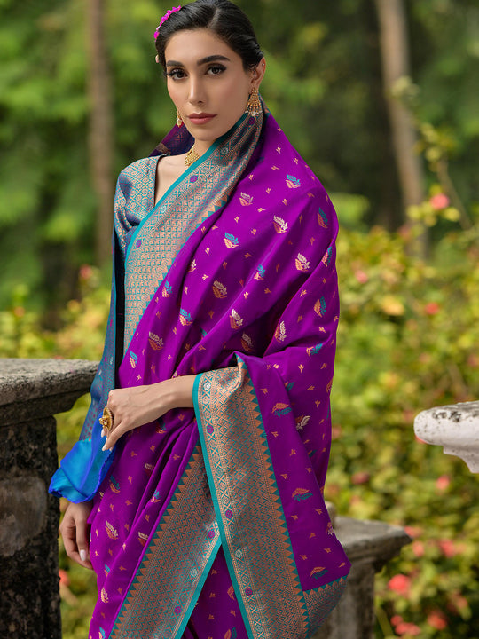 Purple Banarasi Silk Zari Woven Saree With Blouse Piece