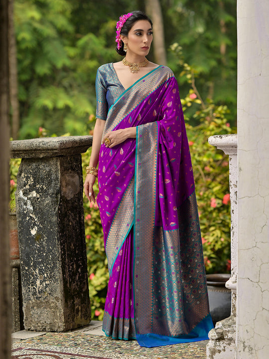 Purple Banarasi Silk Zari Woven Saree With Blouse Piece