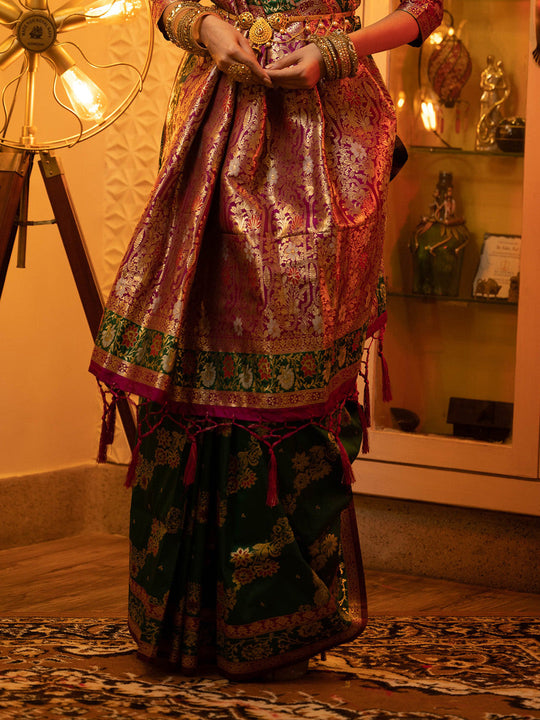 Green Soft Banarasi Silk Zari Woven Saree With Blouse Piece