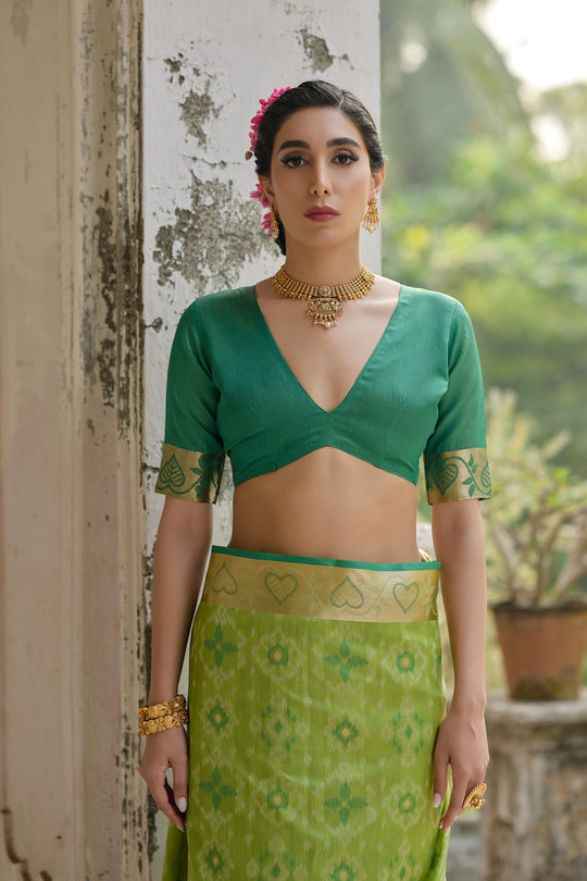 Green Soft Raw Silk Zari Woven Saree with Blouse
