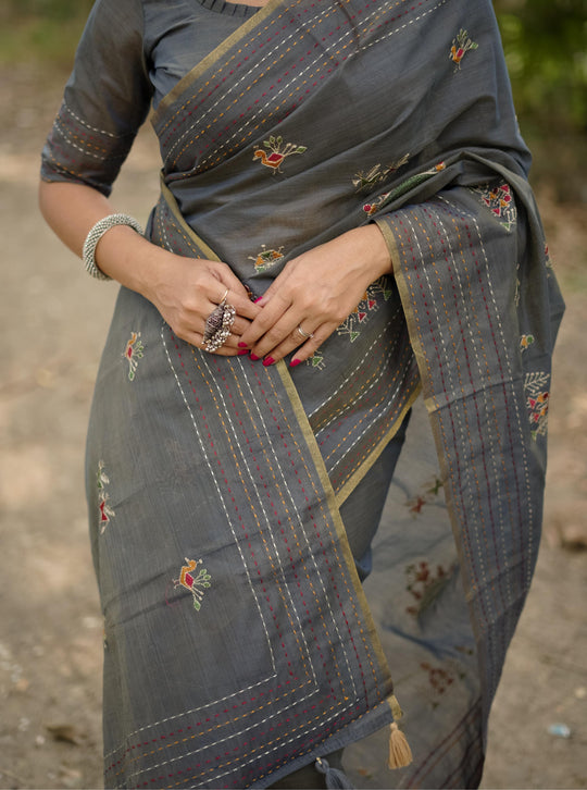 Grey Tussar SilkTraditional Thread Work Designer Saree with Blouse