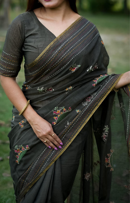 Black Tussar SilkTraditional Thread Work Designer Saree with Blouse