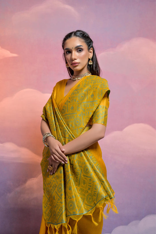 Yellow Handloom Raw Silk Weaving Designer Saree with Blouse