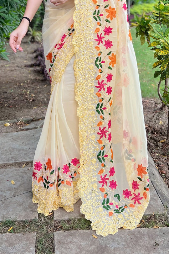 Yellow Georgette Saree With Blouse Piece