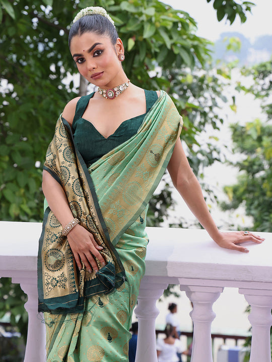 Green Banarsi Silk Blend Woven Design Zari Saree With Blouse Piece