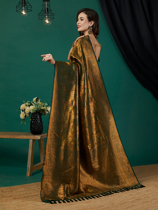 Kanjeevaram Silk Saree With Blouse Piece