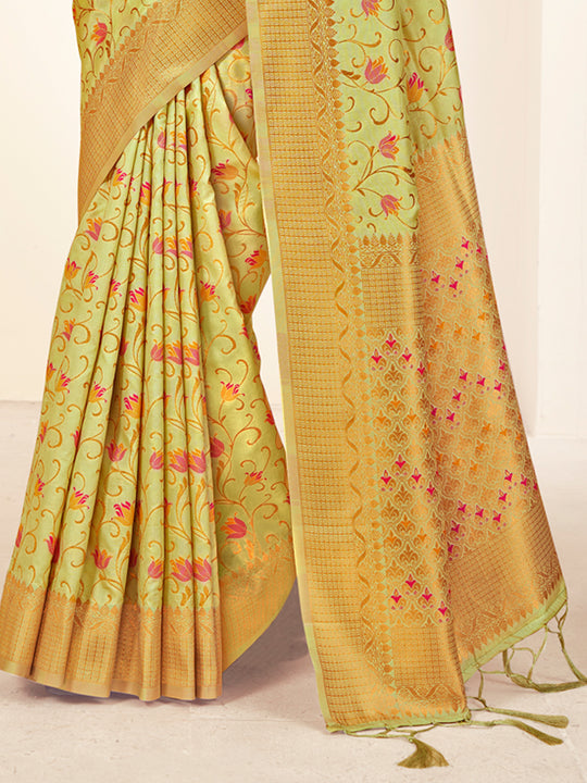 Light Green Banarasi Silk Saree With Blouse Piece