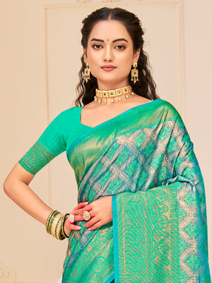 Turquoise Kanjivaram Silk Saree With Blouse Piece