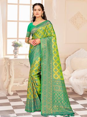 Green Kanjivaram Silk Saree With Blouse Piece
