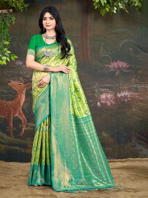 Green Kanjivaram Silk Saree With Blouse Piece