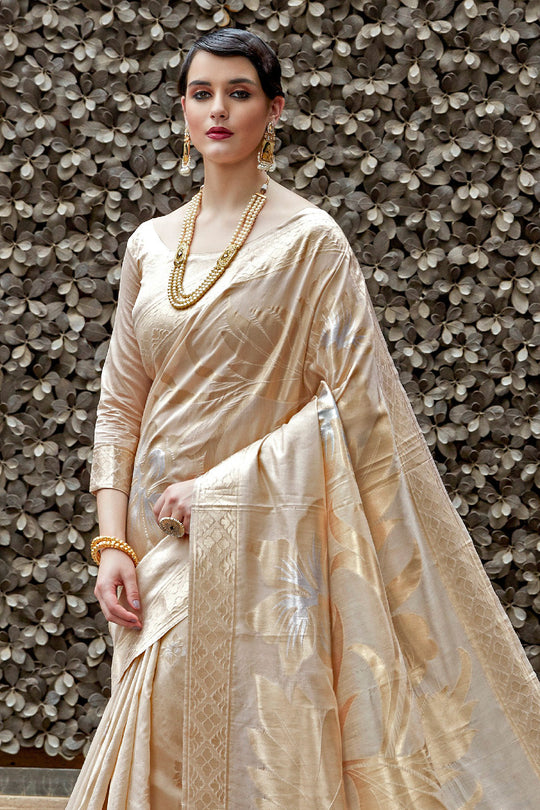Grand Golden Banarasi silk saree - pallu detail
