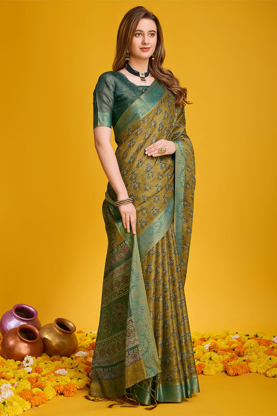 Green Silk Saree With Blouse Piece