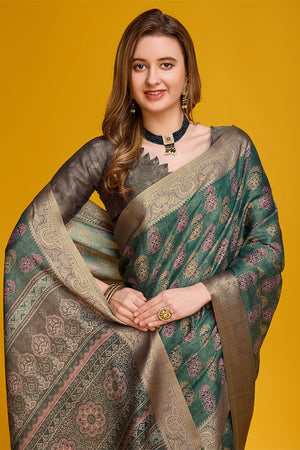 Green Silk Saree With Blouse Piece