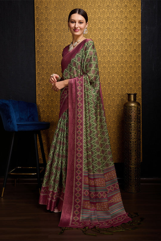 Green Silk Saree With Blouse Piece