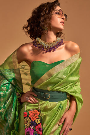 Parrot Green Banarasi Silk Saree With Blouse Piece