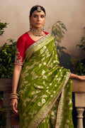 Green Viscose Dola Silk  Saree With Blouse Piece