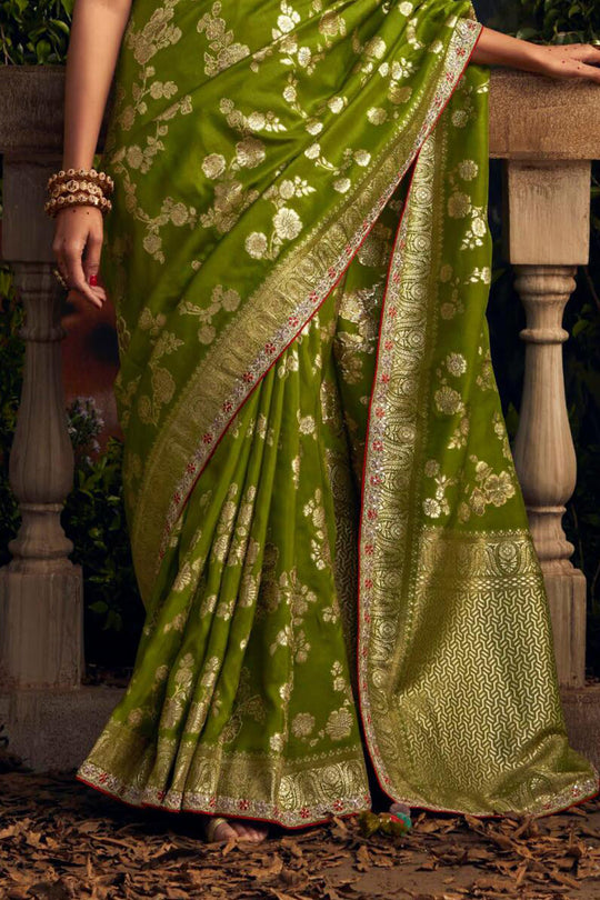 Green Viscose Dola Silk  Saree With Blouse Piece