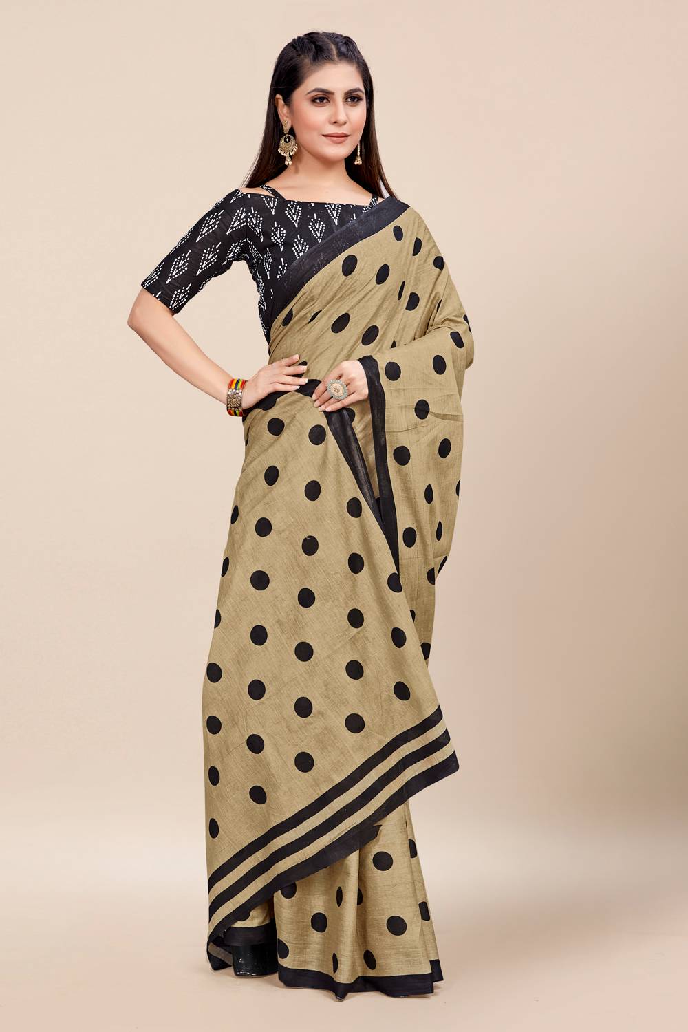 Womens Cotton Beige Saree With Blouse Piece